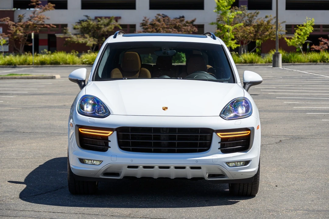 2016 Porsche 958 Cayenne GTS - Image 28 of 31