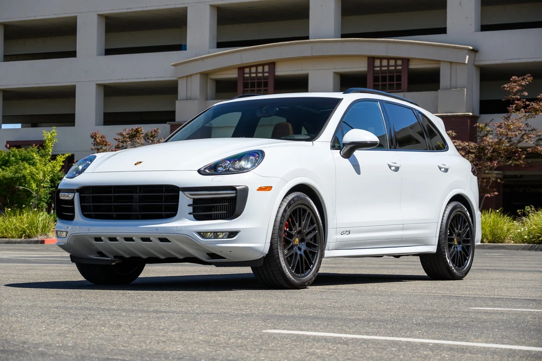 2016 Porsche 958 Cayenne GTS - Image 2 of 31