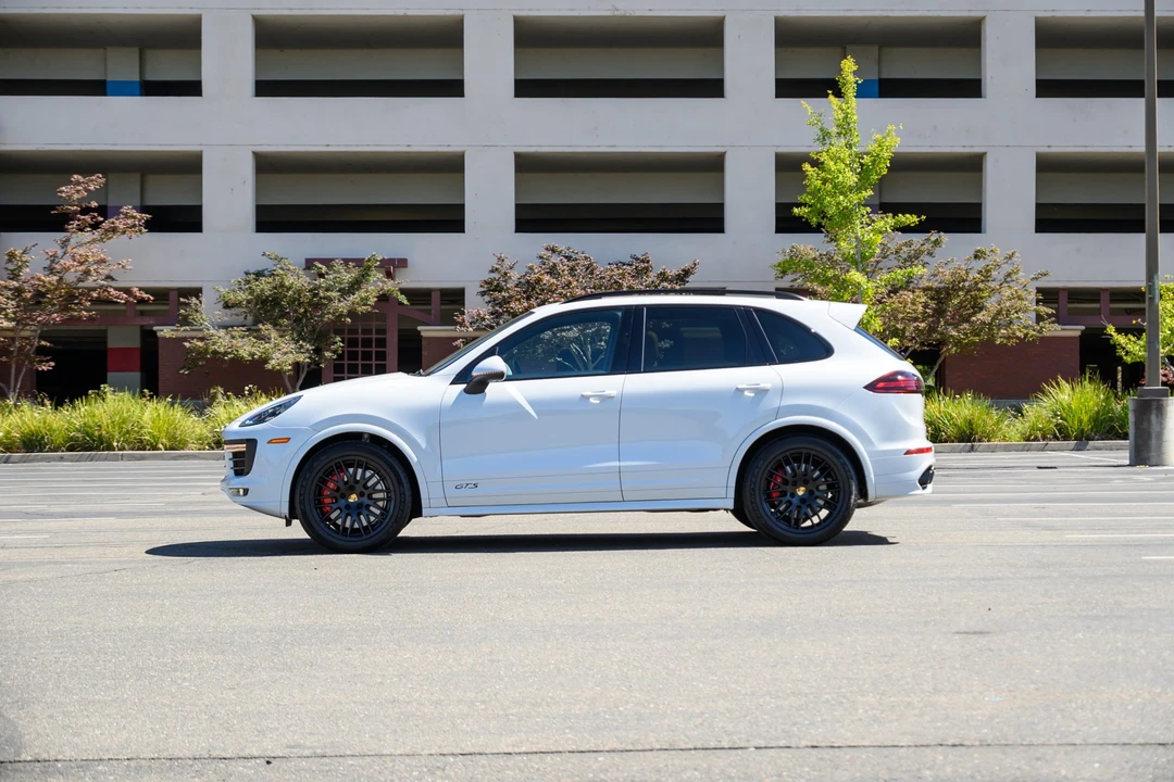 2016 Porsche 958 Cayenne GTS - Image 9 of 31