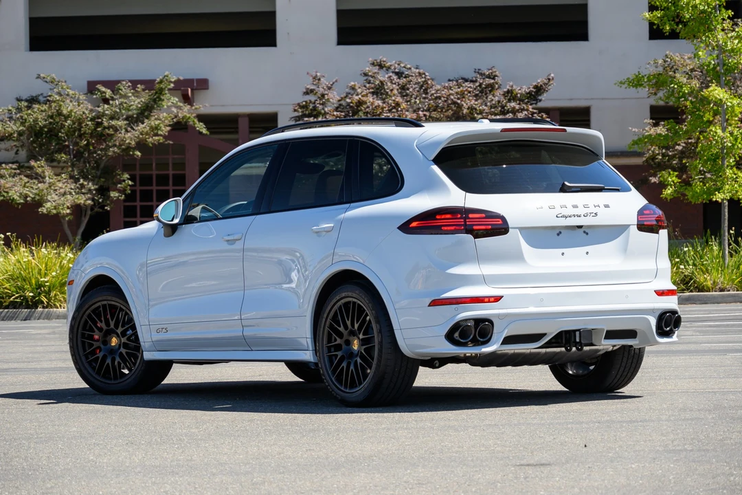 2016 Porsche 958 Cayenne GTS - Image 12 of 31
