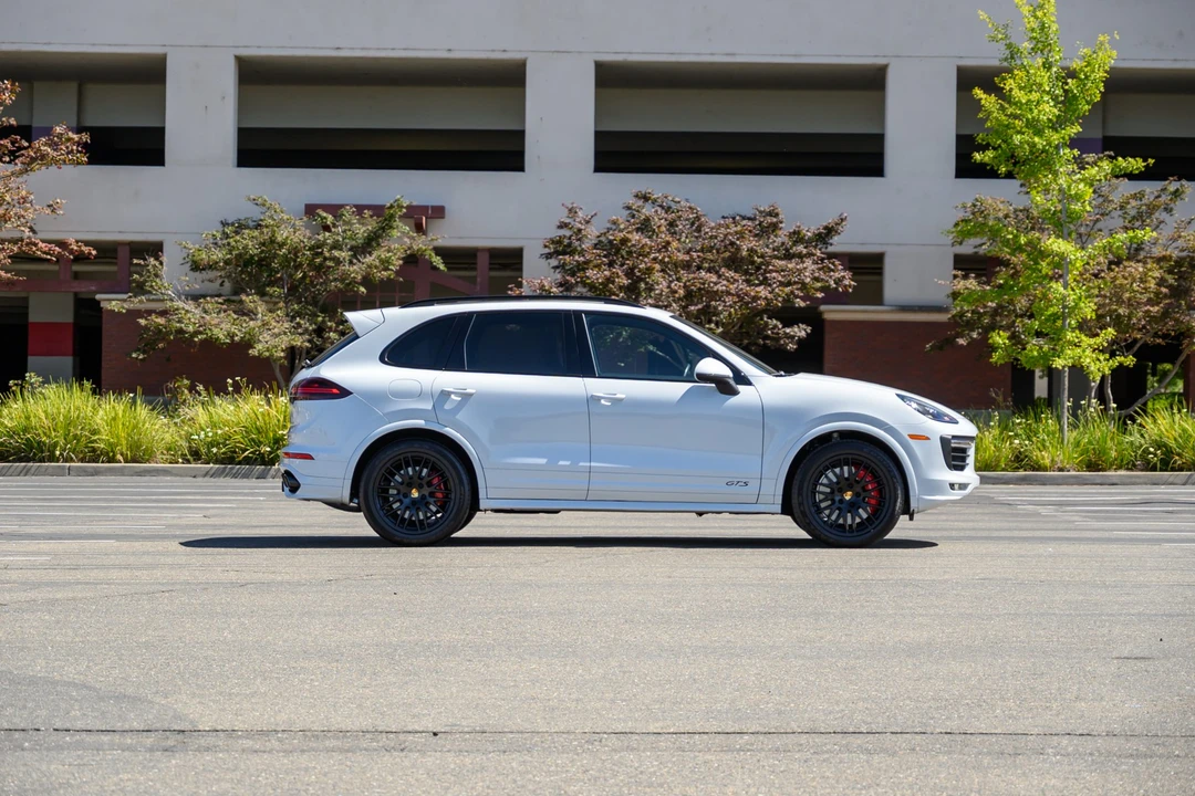 2016 Porsche 958 Cayenne GTS - Image 22 of 31