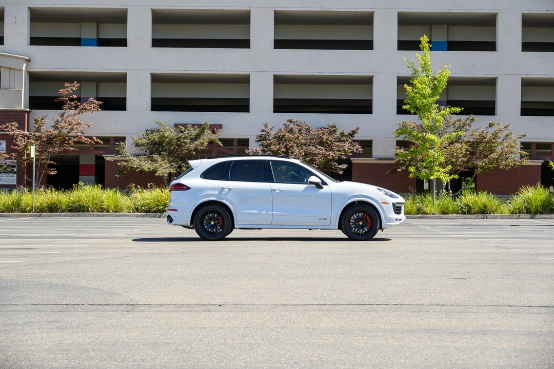 2016 Porsche 958 Cayenne GTS - Image 24 of 31