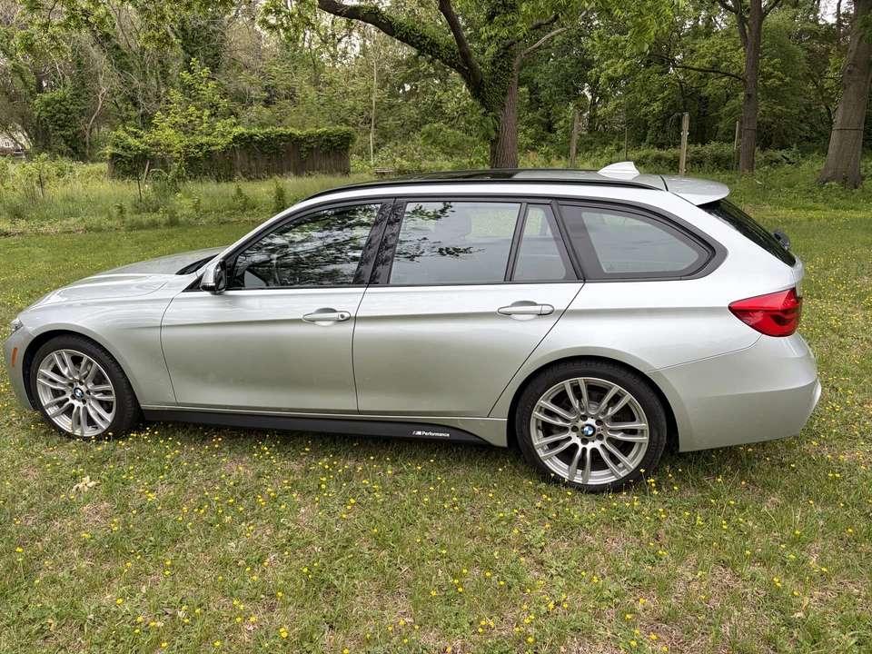 2017 BMW F31 3 Series Touring - Image 12 of 31