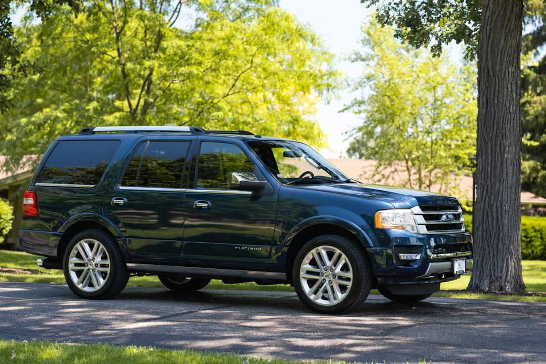 2017 Ford Expedition 3rd Gen - Image 25 of 31