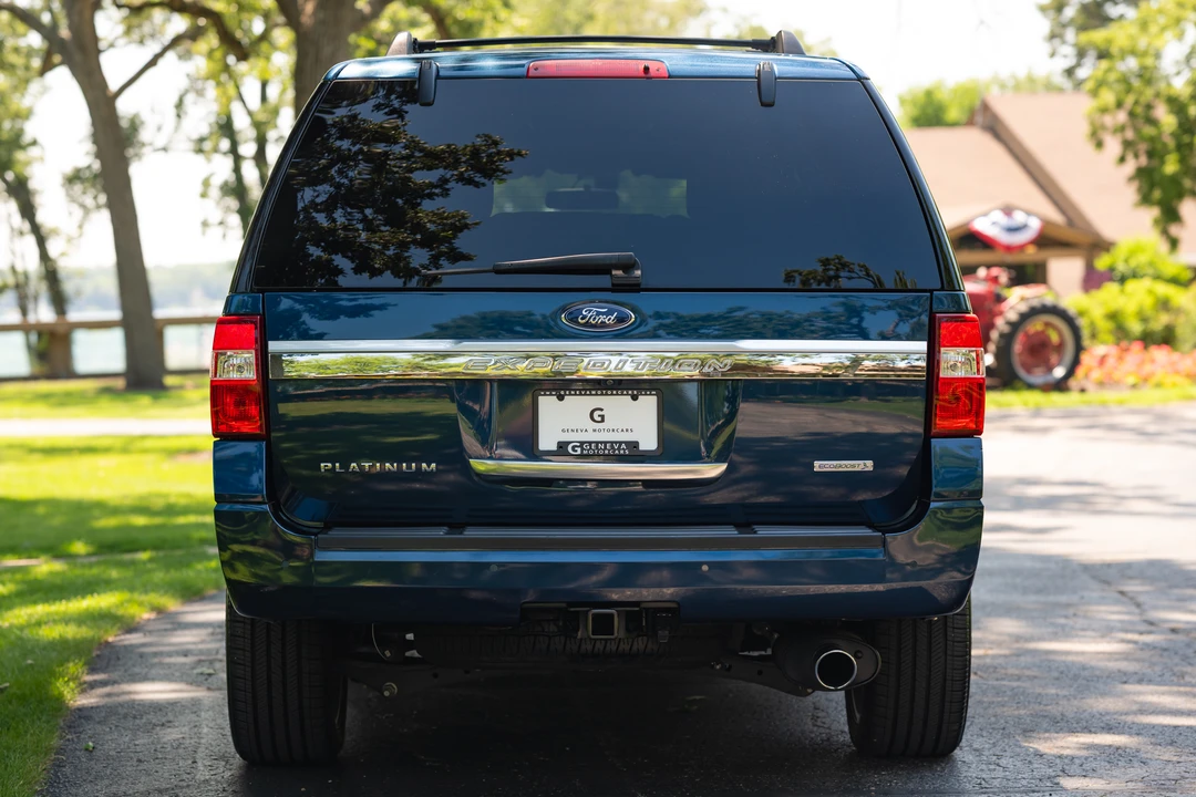 2017 Ford Expedition 3rd Gen - Image 19 of 31