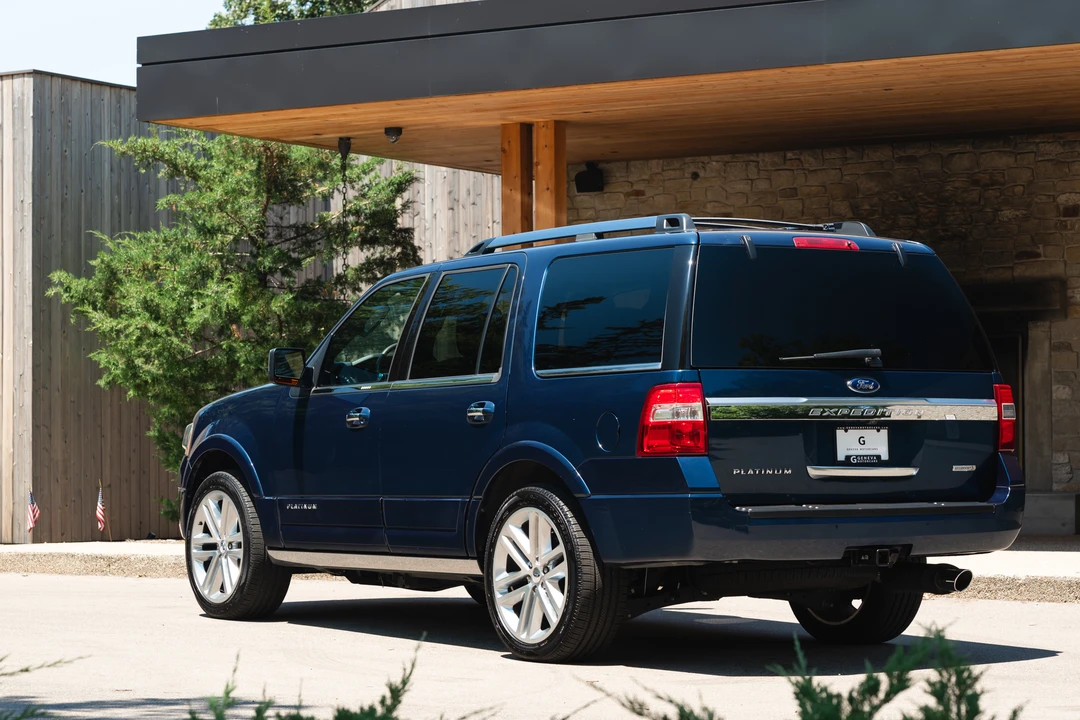 2017 Ford Expedition 3rd Gen - Image 3 of 31