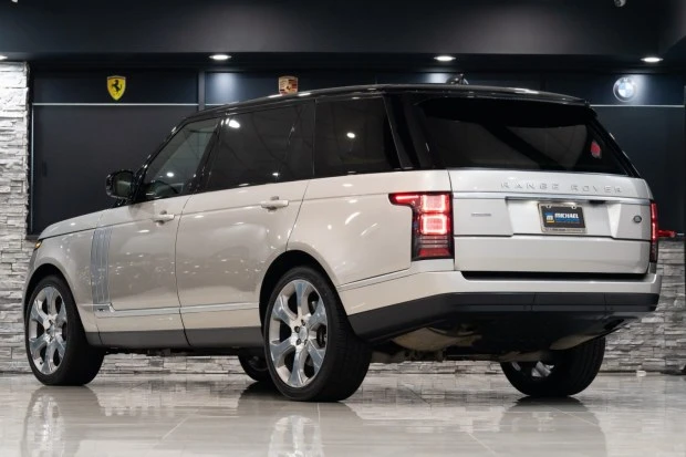 2017 Land Rover Range Rover L405 - Image 2 of 7