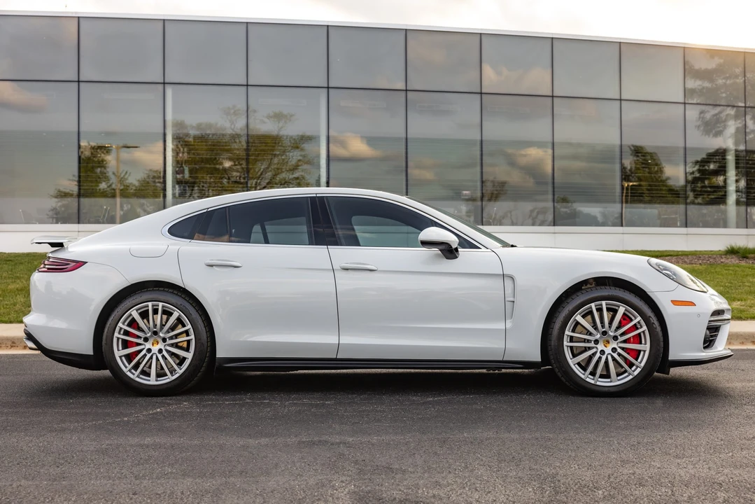 2017 Porsche 971 Panamera Turbo - Image 19 of 31