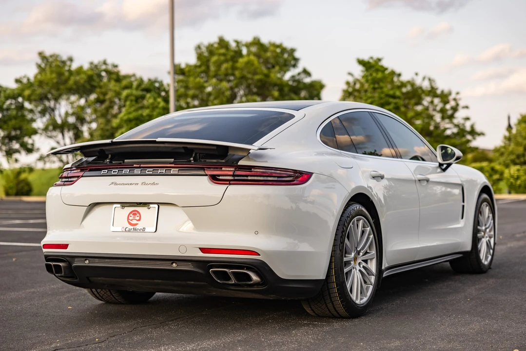 2017 Porsche 971 Panamera Turbo - Image 24 of 31