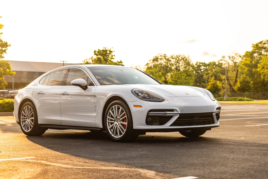 2017 Porsche 971 Panamera Turbo - Image 15 of 31