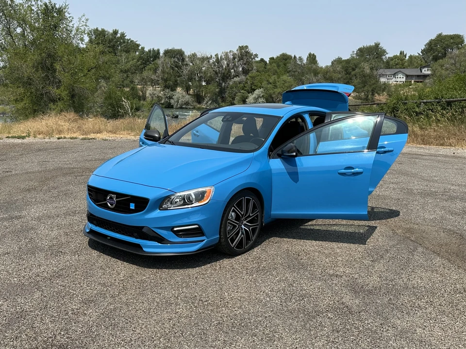 2018 Volvo S60 2nd Gen - Image 10 of 31