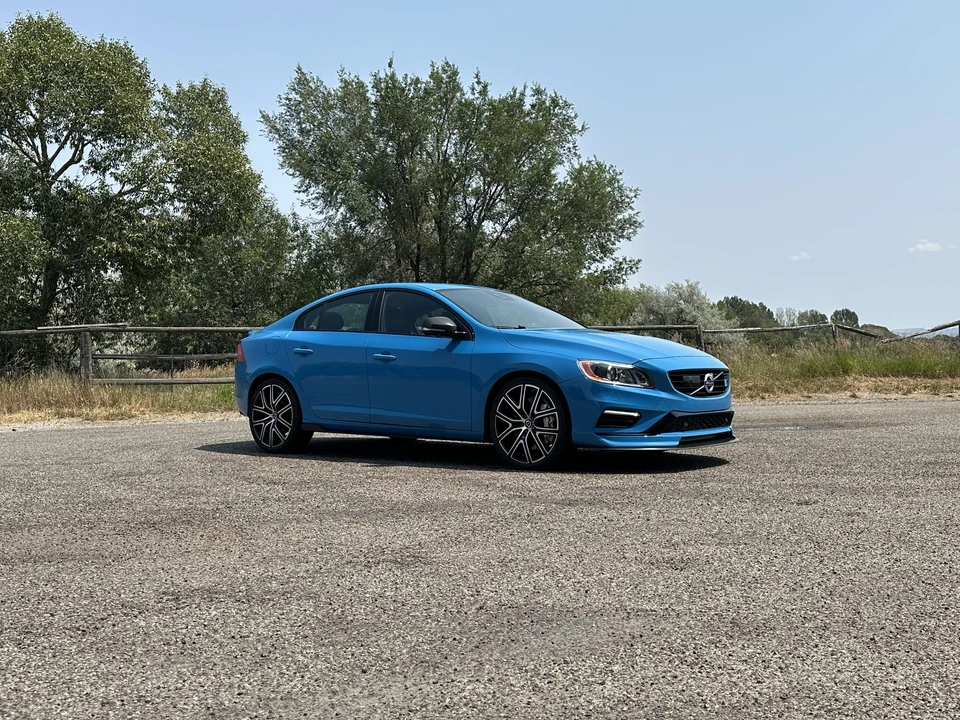 2018 Volvo S60 2nd Gen - Image 24 of 31