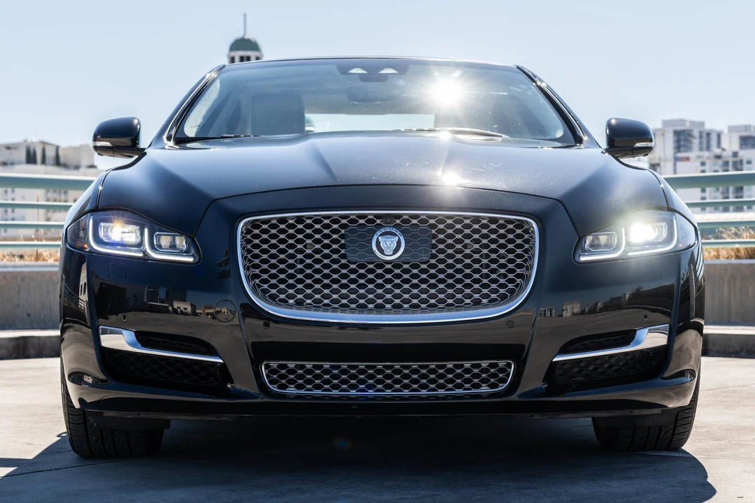 2019 Jaguar X351 XJ - Image 6 of 31