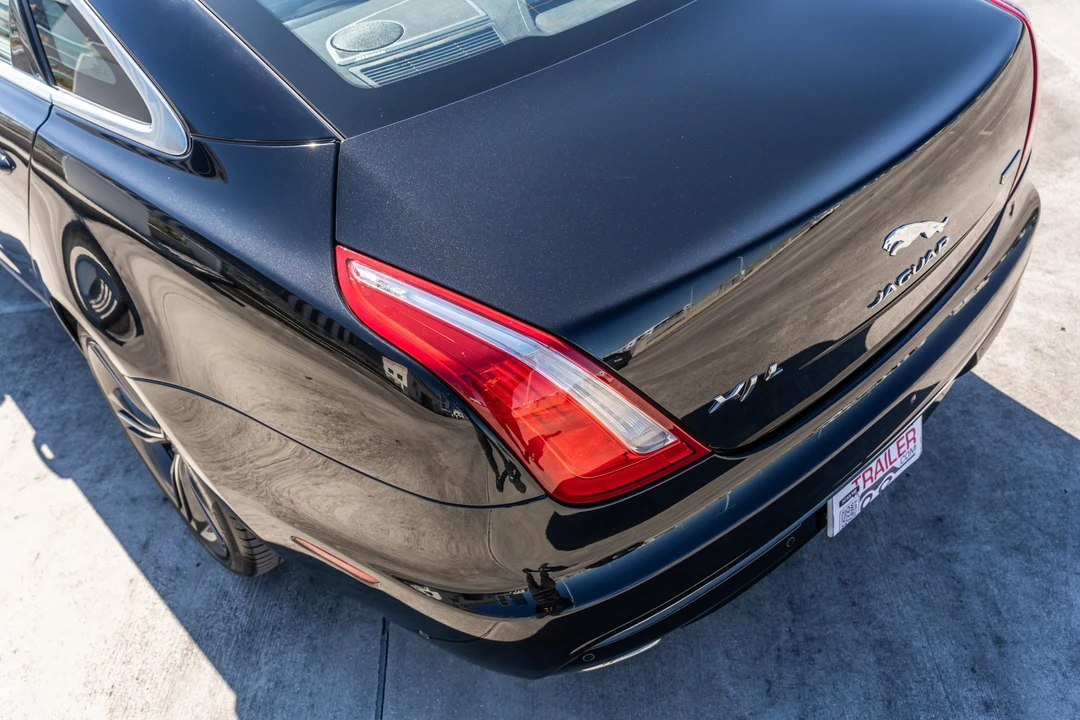 2019 Jaguar X351 XJ - Image 28 of 31