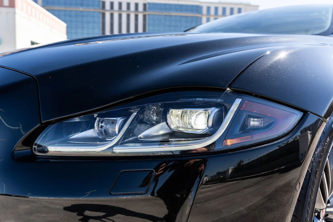 2019 Jaguar X351 XJ - Image 26 of 31