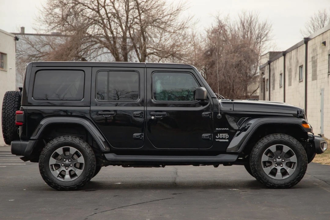 2021 Jeep JL Wrangler - Image 6 of 31