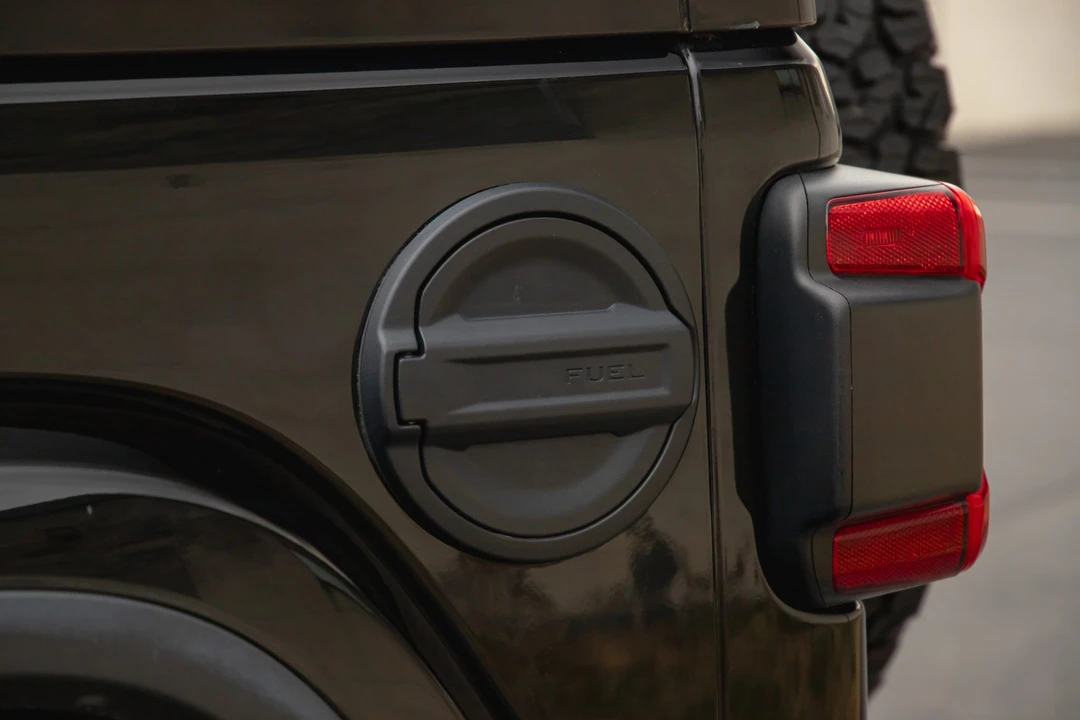 2021 Jeep JL Wrangler - Image 26 of 31