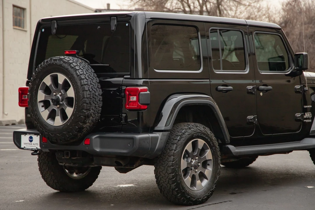 2021 Jeep JL Wrangler - Image 13 of 31
