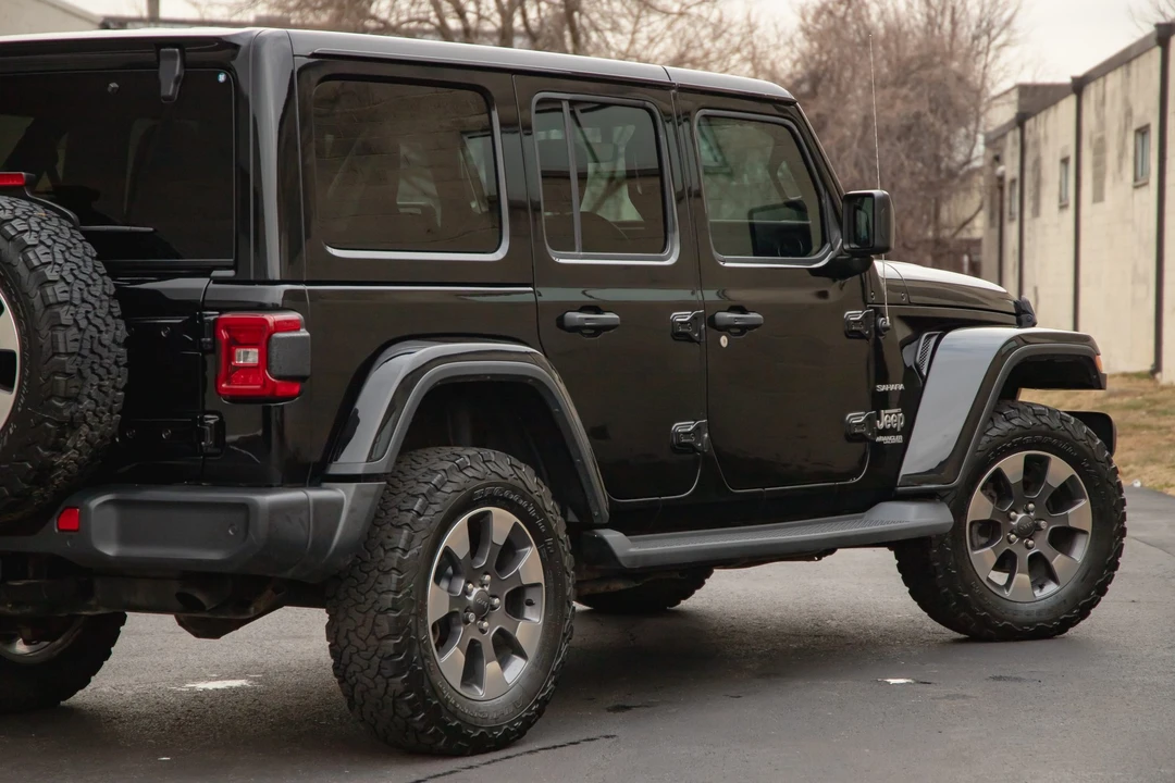 2021 Jeep JL Wrangler - Image 14 of 31