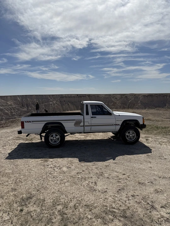 1989 Jeep Comanche - Image 9 of 31