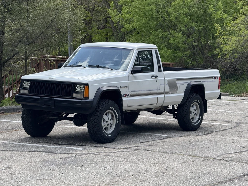 1989 Jeep Comanche - Image 12 of 31