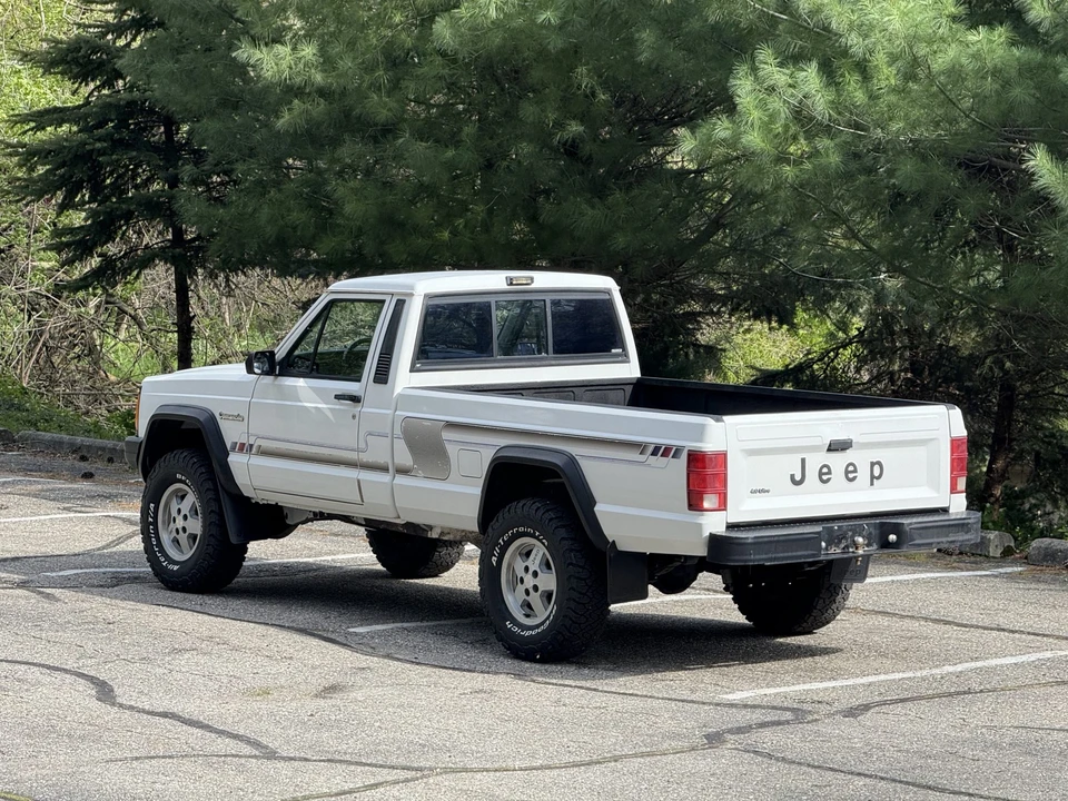 1989 Jeep Comanche - Image 15 of 31
