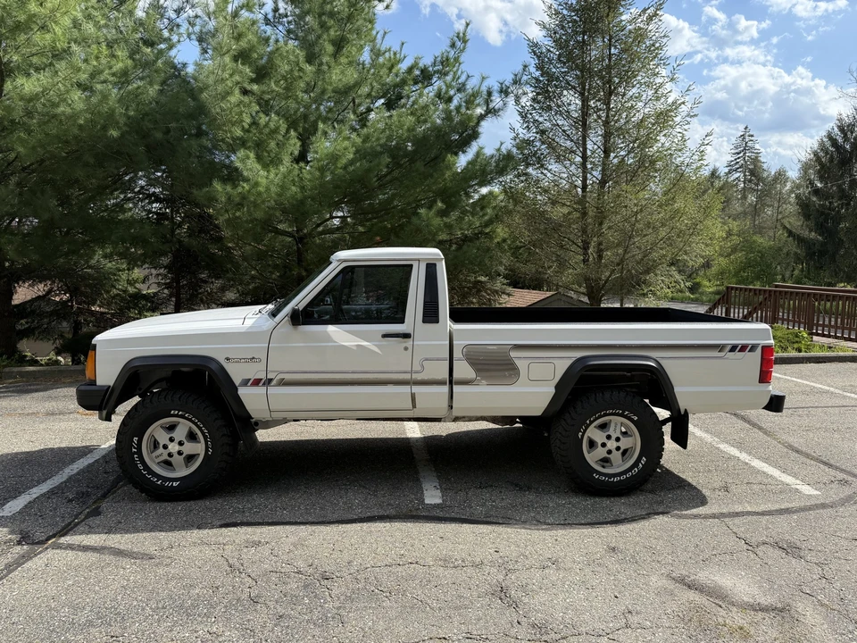 1989 Jeep Comanche - Image 14 of 31