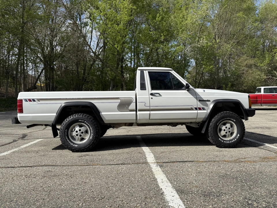 1989 Jeep Comanche - Image 19 of 31