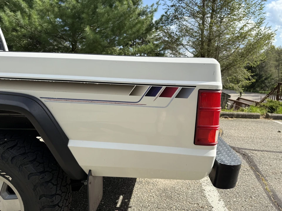 1989 Jeep Comanche - Image 26 of 31
