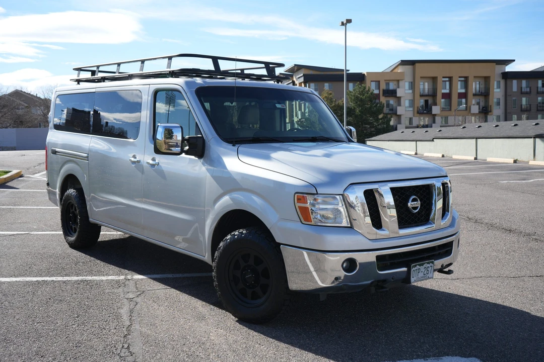 2013 Nissan NV3500 - Image 12 of 31
