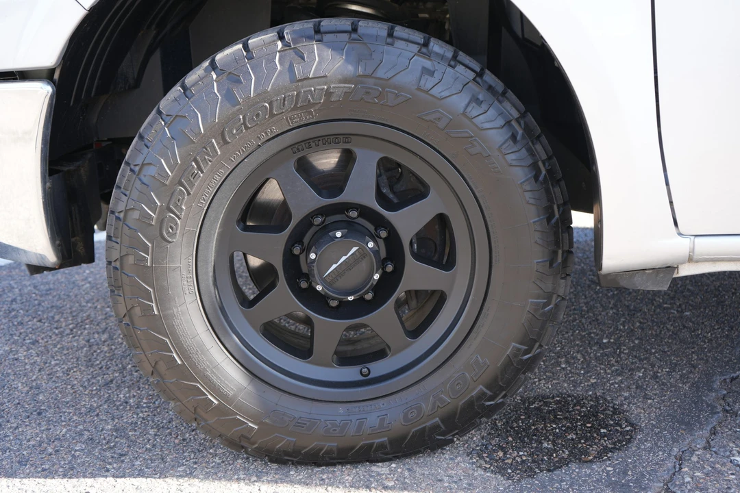 2013 Nissan NV3500 - Image 25 of 31