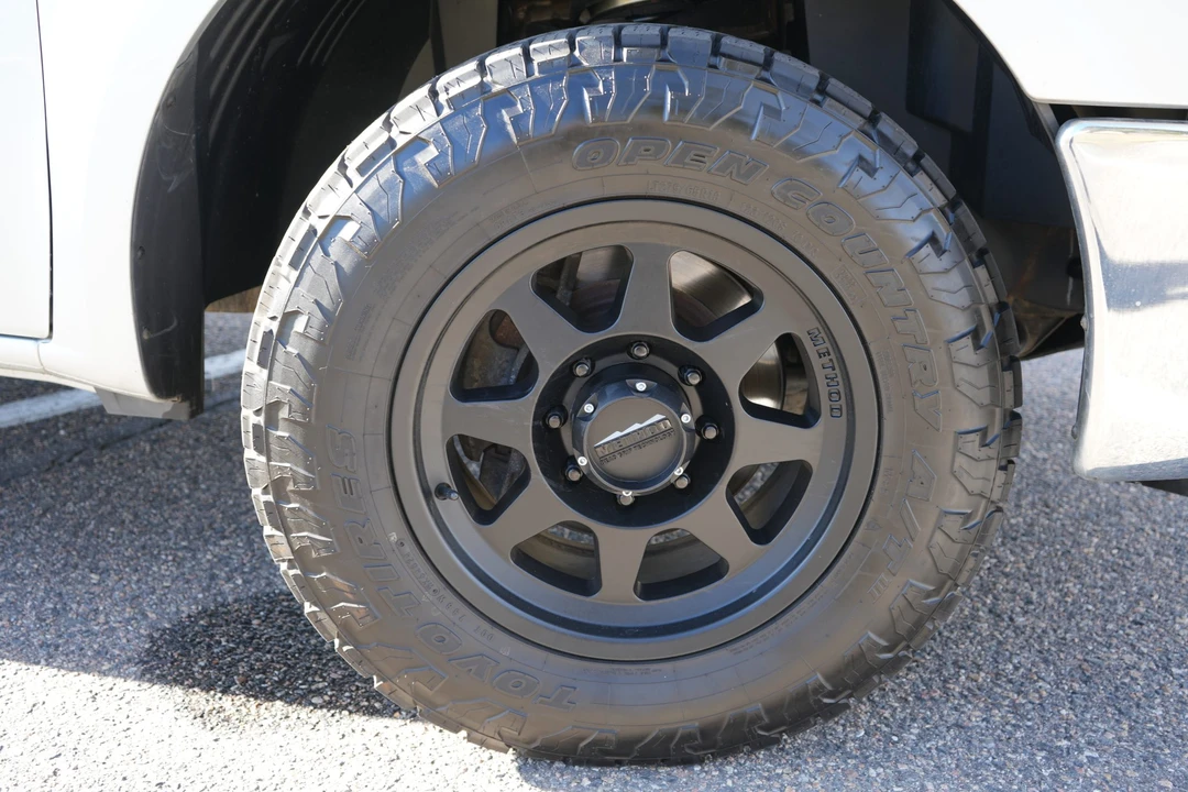 2013 Nissan NV3500 - Image 28 of 31