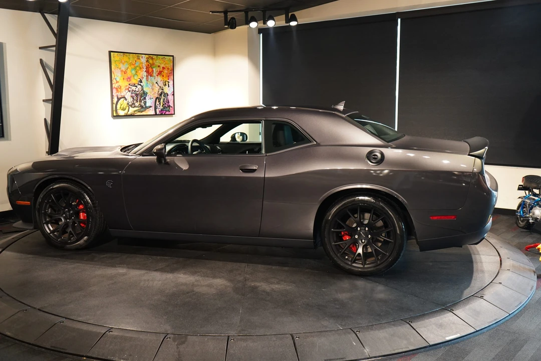 2015 Dodge Challenger SRT Hellcat 3rd Gen - Image 17 of 31