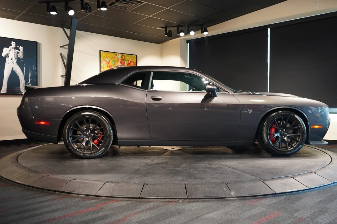 2015 Dodge Challenger SRT Hellcat 3rd Gen - Image 8 of 31
