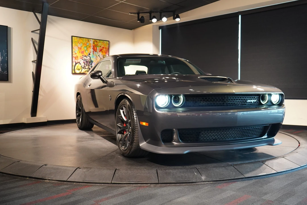 2015 Dodge Challenger SRT Hellcat 3rd Gen - Image 23 of 31