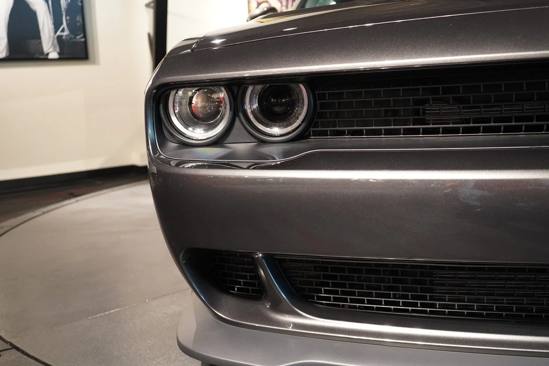 2015 Dodge Challenger SRT Hellcat 3rd Gen - Image 29 of 31