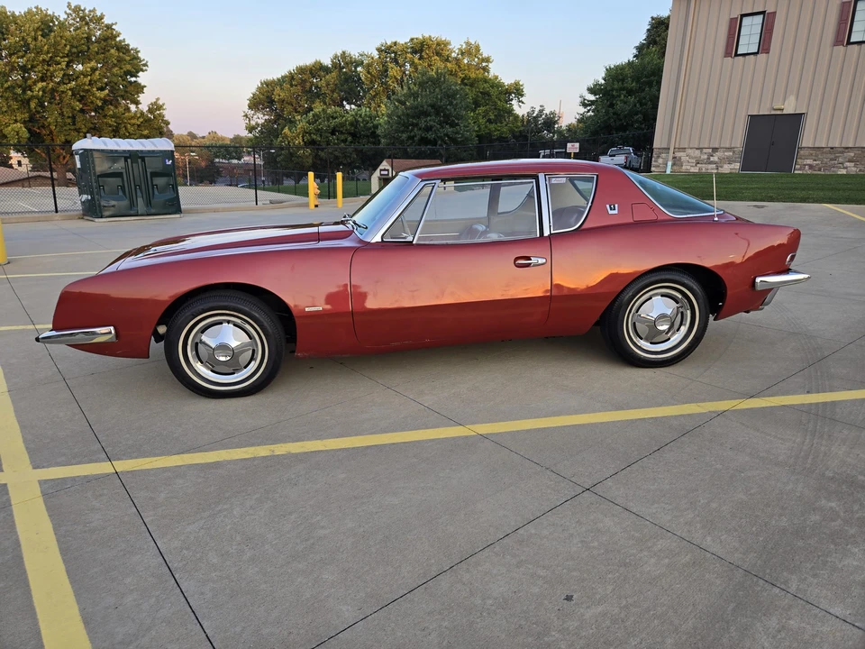 1963 Studebaker Avanti - Image 28 of 31