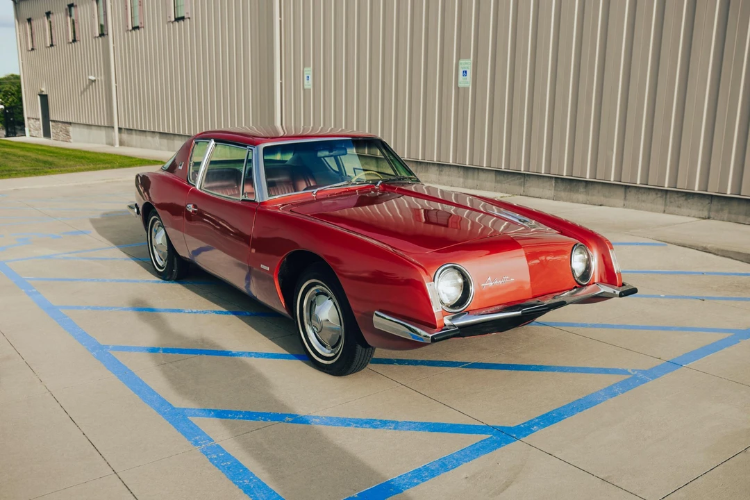 1963 Studebaker Avanti - Image 15 of 31