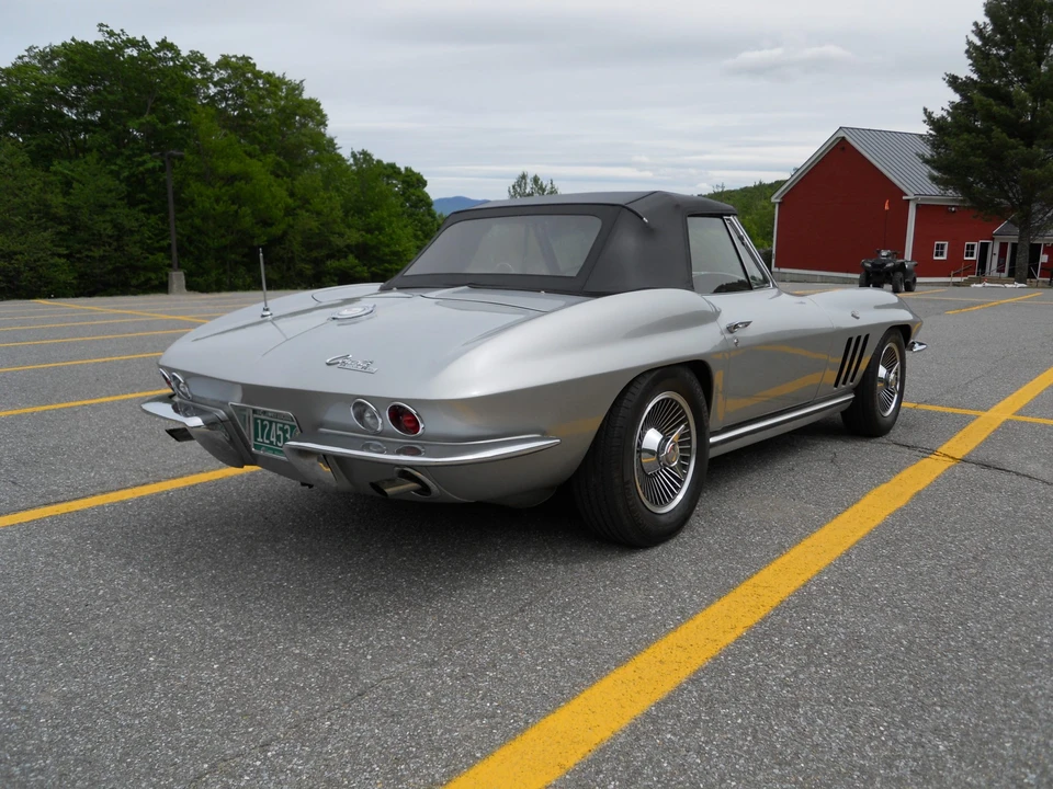 1965 Chevrolet Corvette C2 - Image 6 of 31