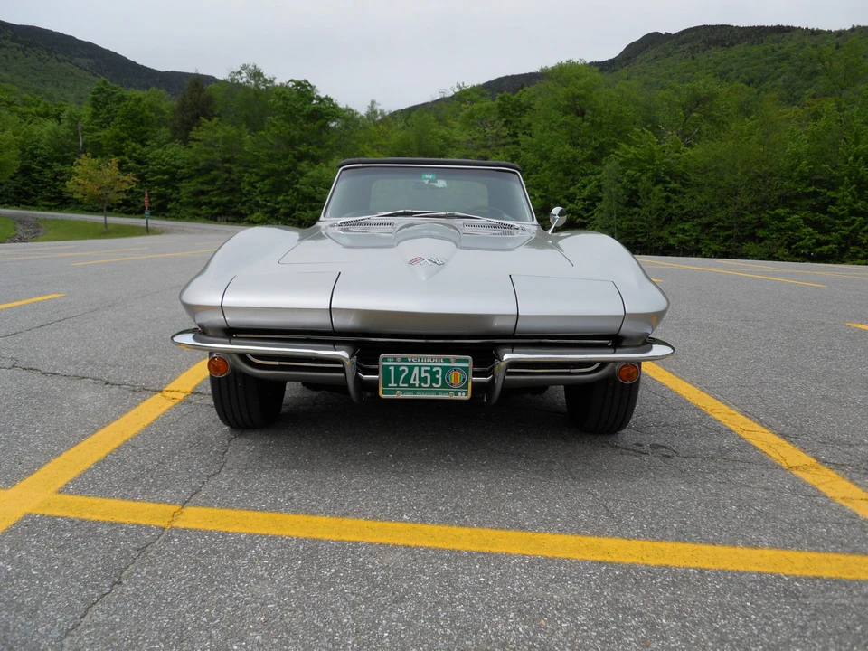 1965 Chevrolet Corvette C2 - Image 17 of 31