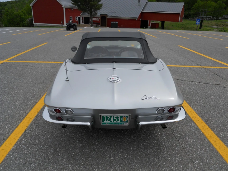 1965 Chevrolet Corvette C2 - Image 8 of 31