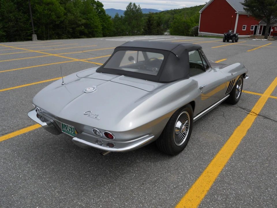 1965 Chevrolet Corvette C2 - Image 7 of 31