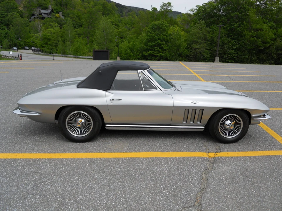 1965 Chevrolet Corvette C2 - Image 4 of 31