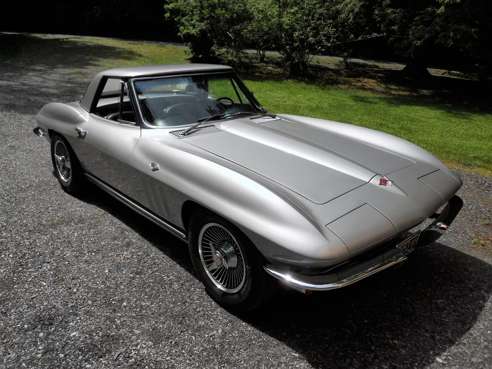 1965 Chevrolet Corvette C2 - Image 26 of 31