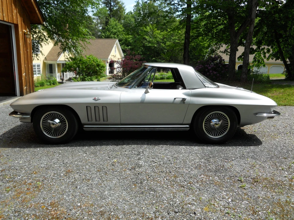 1965 Chevrolet Corvette C2 - Image 31 of 31