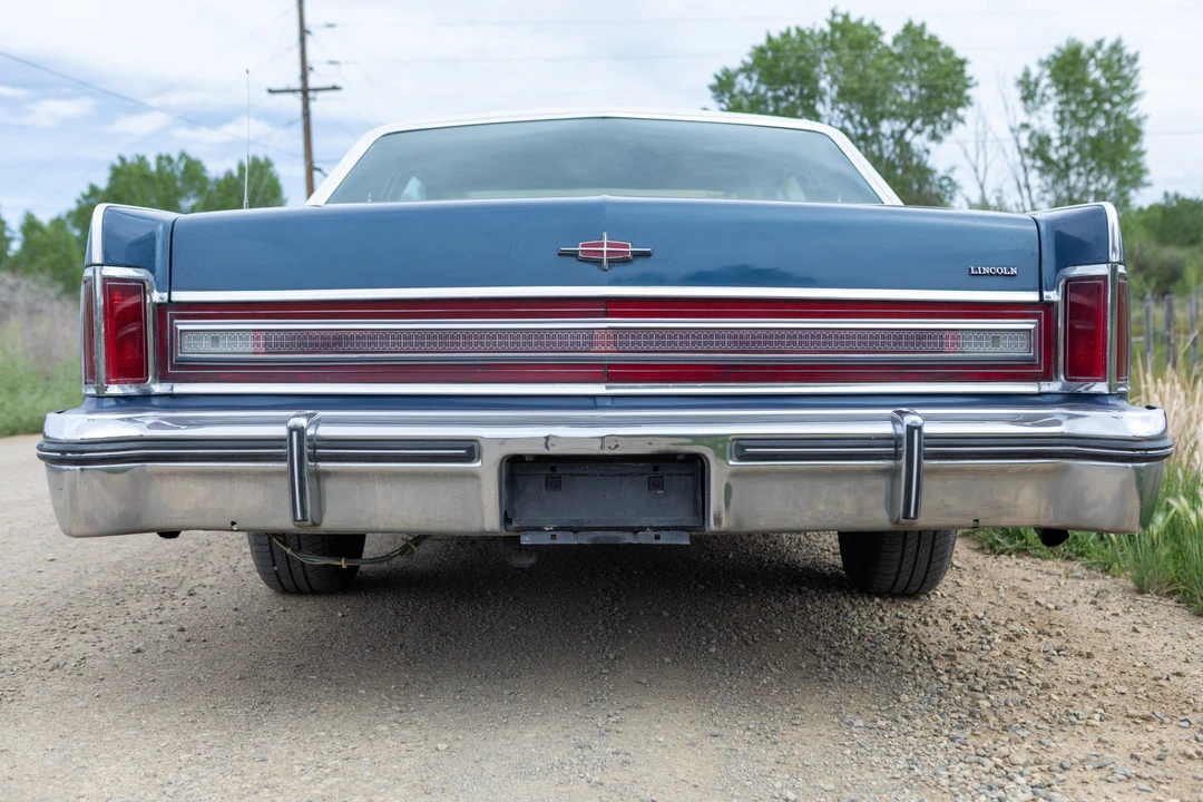 1975 Lincoln Continental 5th Gen - Image 8 of 31