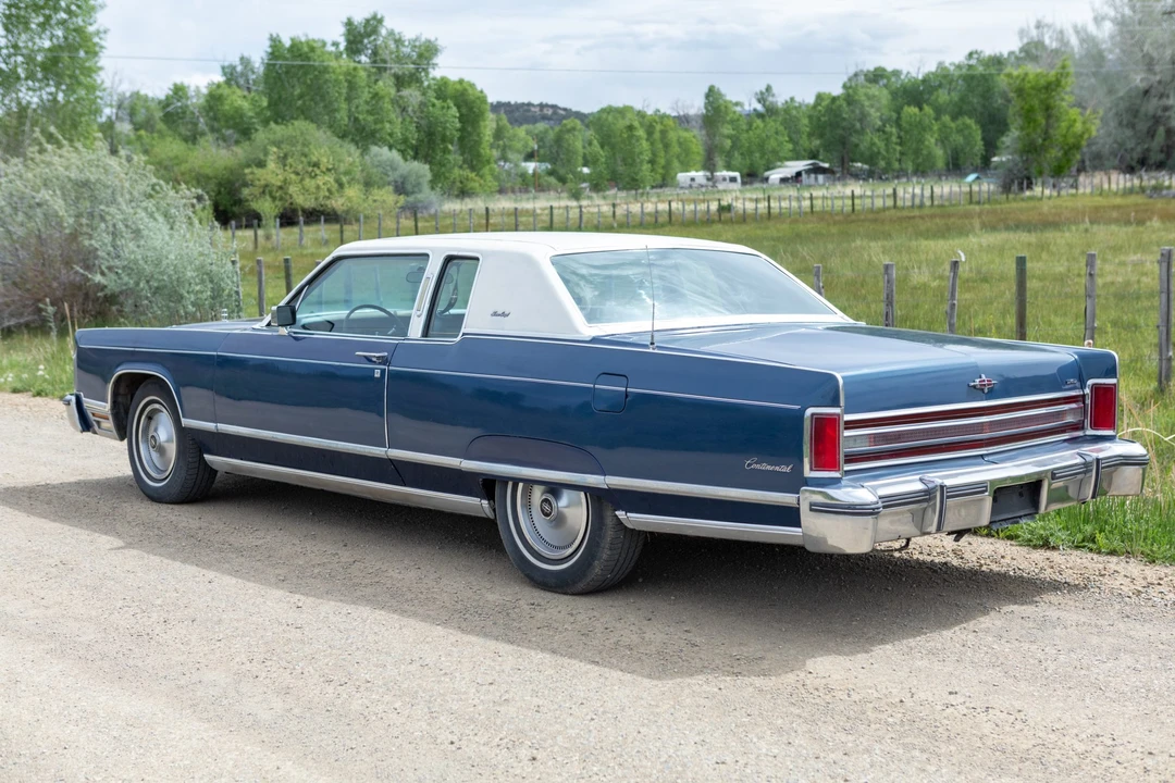 1975 Lincoln Continental 5th Gen - Image 10 of 31