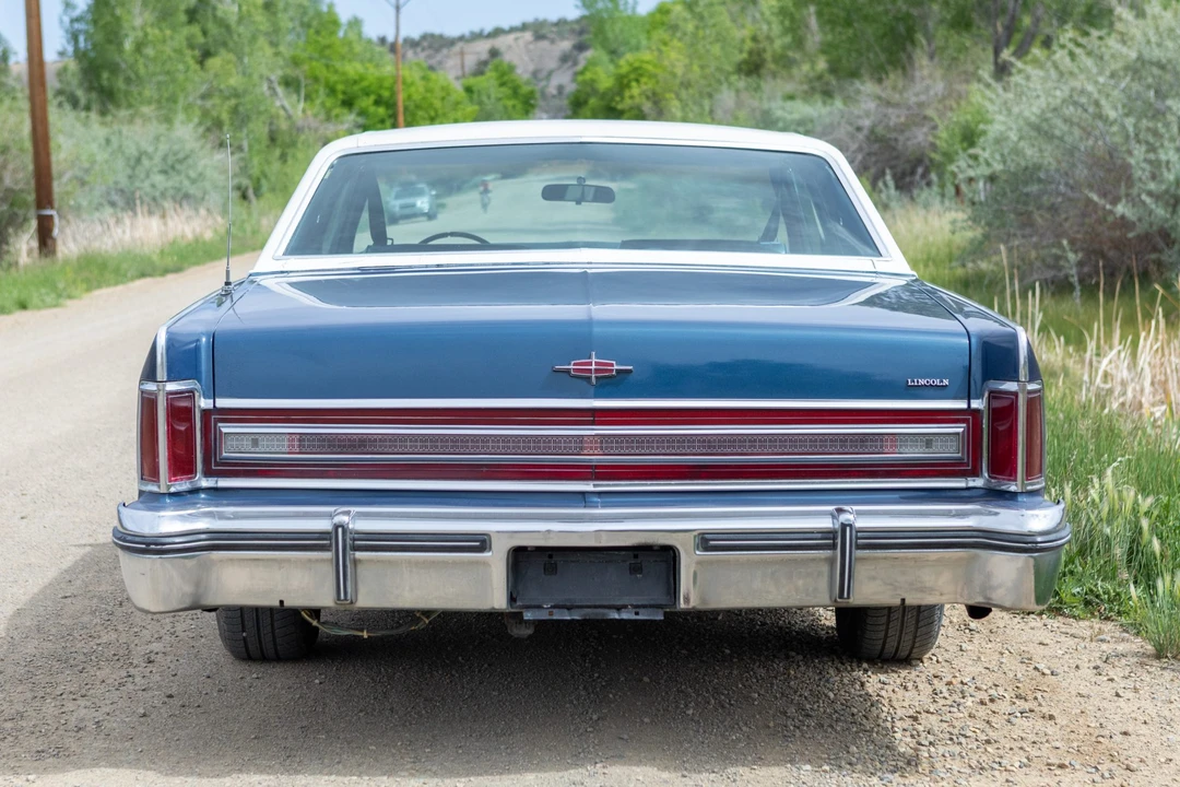1975 Lincoln Continental 5th Gen - Image 7 of 31