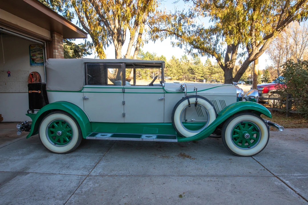 1929 Auburn Eight - Image 3 of 31