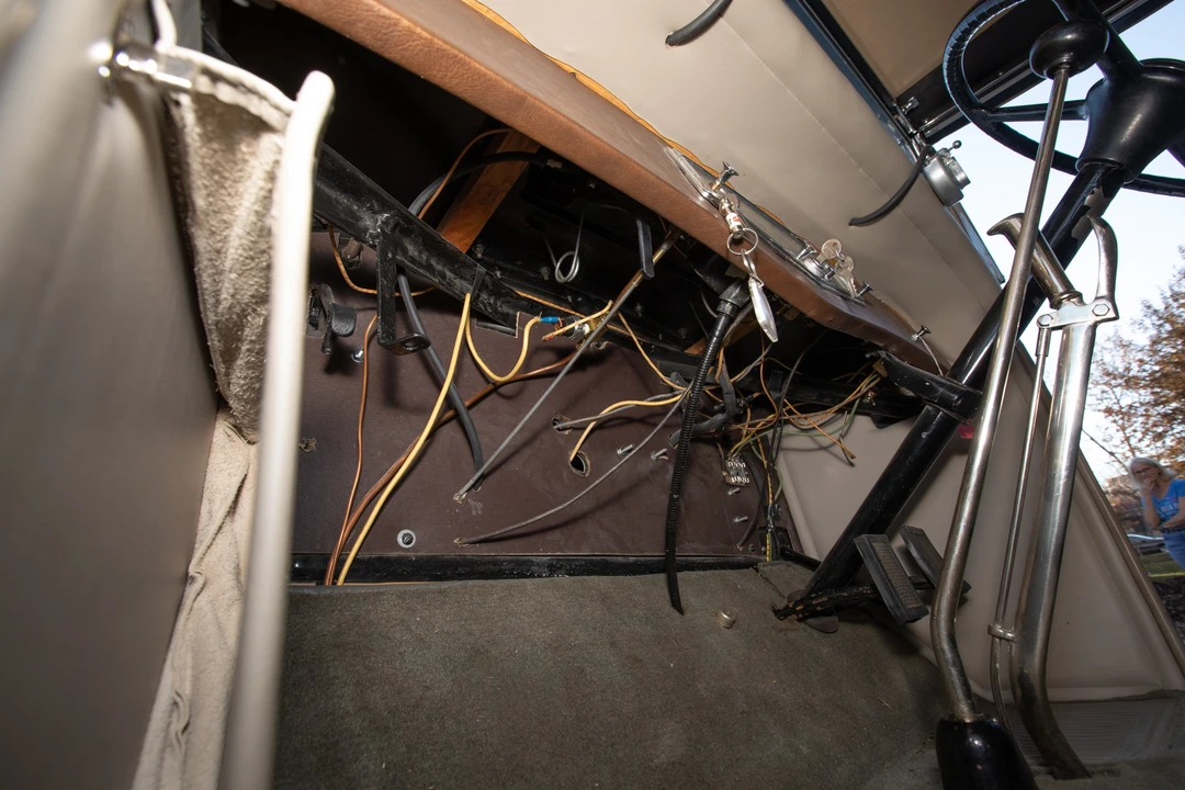 1929 Auburn Eight - Image 31 of 31